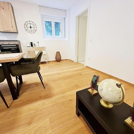 Apartment Palermo - Very Cosy, Calm And Close To The City Centre Bolzano Esterno foto